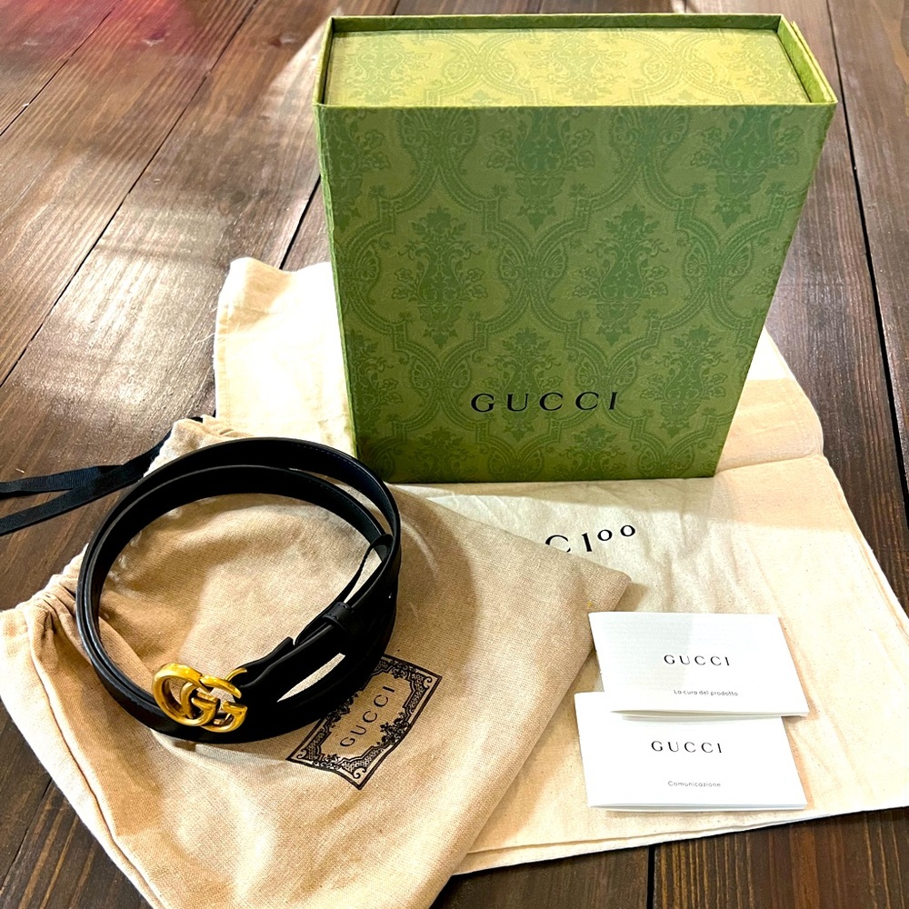GUCCI GG Marmont thin belt - black leather belt - gold GG buckle